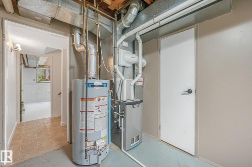 120 Morin Maze Nw, Edmonton, AB - Indoor Photo Showing Basement