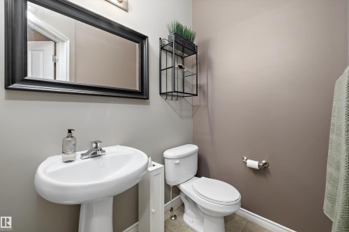 133 Greystone Crescent, Spruce Grove, AB - Indoor Photo Showing Bathroom