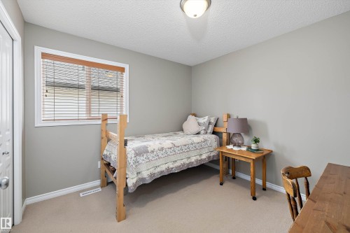133 Greystone Crescent, Spruce Grove, AB - Indoor Photo Showing Bedroom
