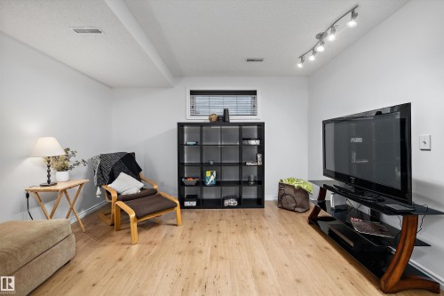 133 Greystone Crescent, Spruce Grove, AB - Indoor Photo Showing Other Room