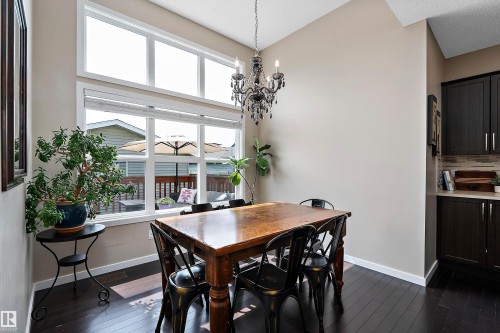 21915 99 Avenue Nw, Edmonton, AB - Indoor Photo Showing Dining Room