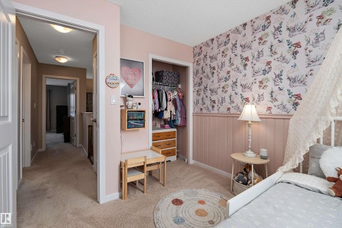 21915 99 Avenue Nw, Edmonton, AB - Indoor