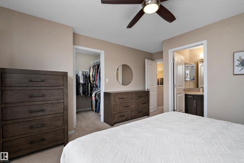 21915 99 Avenue Nw, Edmonton, AB - Indoor Photo Showing Bedroom