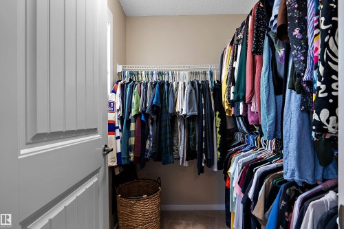 21915 99 Avenue Nw, Edmonton, AB - Indoor With Storage