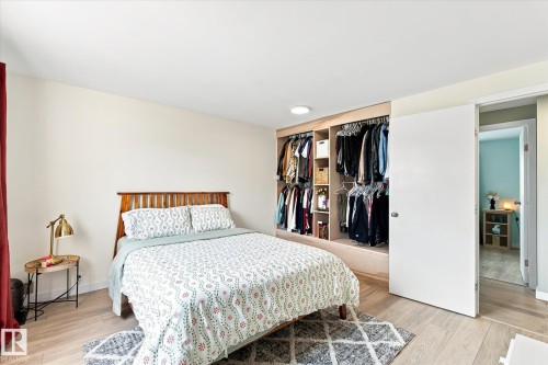 51 Birch Drive, Gibbons, AB - Indoor Photo Showing Bedroom
