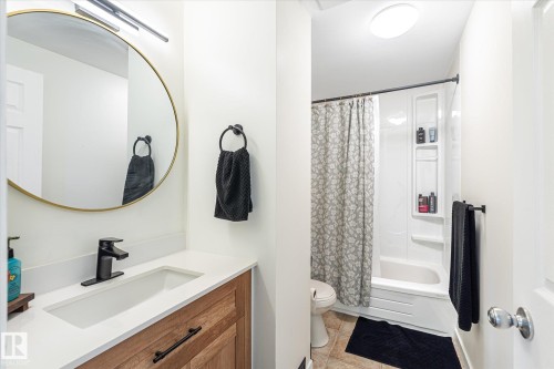 51 Birch Drive, Gibbons, AB - Indoor Photo Showing Bathroom