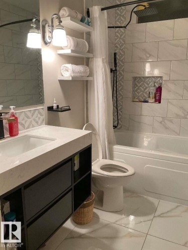74 Greystone Crescent, Sherwood Park, AB - Indoor Photo Showing Bathroom