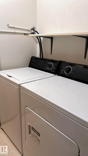 #302 44 Alpine Pl, St. Albert, AB - Indoor Photo Showing Laundry Room