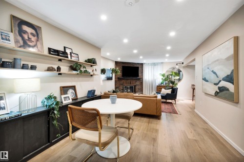 7211 132 Avenue Nw, Edmonton, AB - Indoor