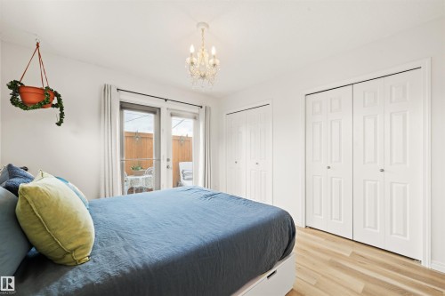 12425 111 Avenue Nw, Edmonton, AB - Indoor Photo Showing Bedroom