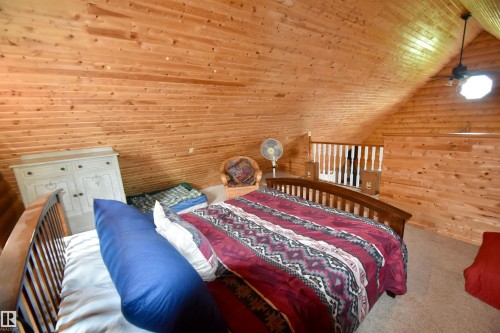 119 56515 Rng Rd 111, Rural St. Paul County, AB - Indoor Photo Showing Bedroom