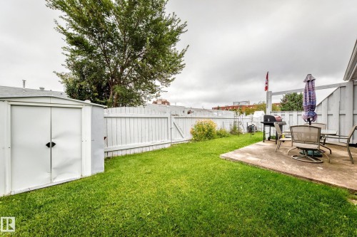 7530 137A Avenue Nw, Edmonton, AB - Outdoor