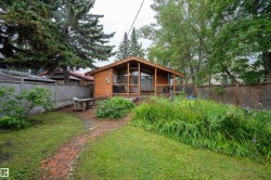 5011 38 Street   Sylvan Lake, AB T4S 1B6