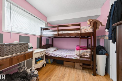 14531 31A Street Nw, Edmonton, AB - Indoor Photo Showing Bedroom