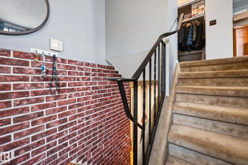 14531 31A Street Nw, Edmonton, AB - Indoor Photo Showing Other Room
