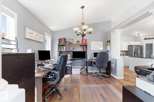 16303 37 Street Nw, Edmonton, AB - Indoor Photo Showing Office