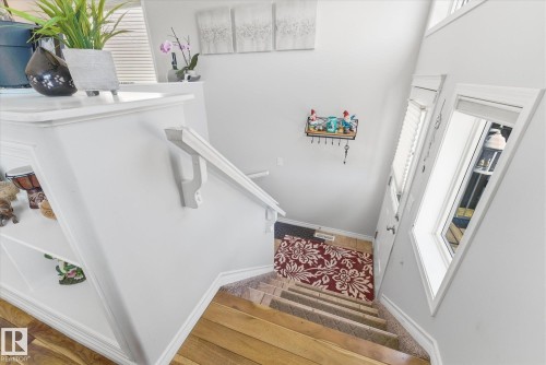 16303 37 Street Nw, Edmonton, AB - Indoor Photo Showing Other Room