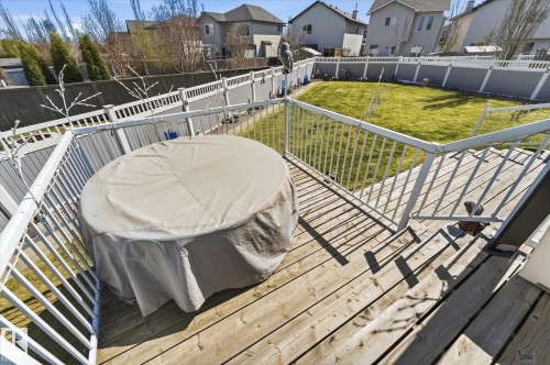 16303 37 Street Nw, Edmonton, AB - Outdoor