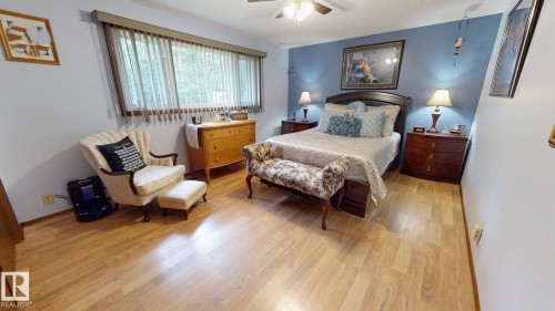 10032 108 Street, Westlock, AB - Indoor Photo Showing Bedroom