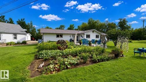 10032 108 Street, Westlock, AB - Outdoor