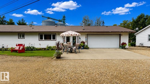 10032 108 Street, Westlock, AB - Outdoor