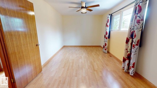 9503 77 Street Nw, Edmonton, AB 