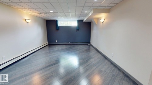 9503 77 Street Nw, Edmonton, AB 