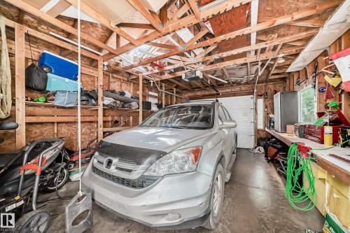 11643 76 Avenue Nw, Edmonton, AB - Indoor Photo Showing Garage
