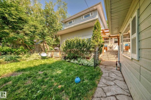 11643 76 Avenue Nw, Edmonton, AB - Outdoor