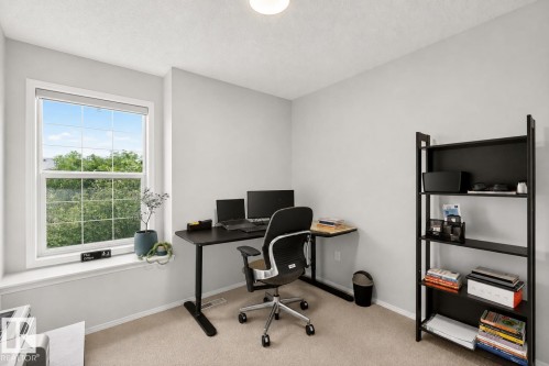 14823 47 Street Nw, Edmonton, AB - Indoor Photo Showing Office