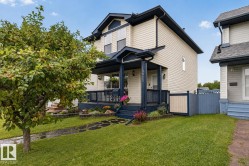 14823 47 Street NW  Edmonton, AB T5Y 2X3