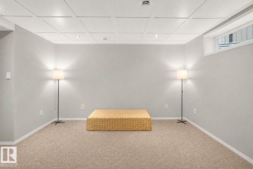 14823 47 Street Nw, Edmonton, AB - Indoor Photo Showing Other Room