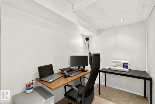 14823 47 Street Nw, Edmonton, AB - Indoor Photo Showing Office