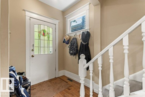 10547 126 Street Nw, Edmonton, AB - Indoor Photo Showing Other Room