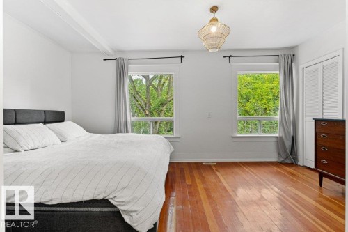 10547 126 Street Nw, Edmonton, AB - Indoor Photo Showing Bedroom