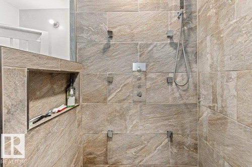 10547 126 Street Nw, Edmonton, AB - Indoor Photo Showing Bathroom