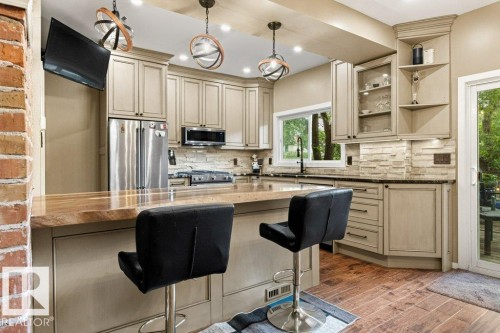 10547 126 Street Nw, Edmonton, AB - Indoor Photo Showing Kitchen With Upgraded Kitchen