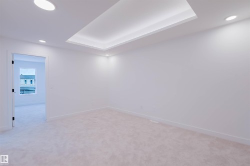 8249 Kiriak Loop Sw, Edmonton, AB 