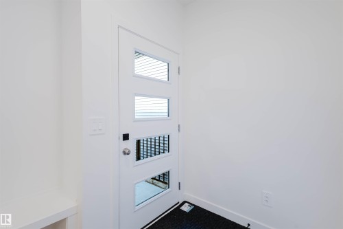 8249 Kiriak Loop Sw, Edmonton, AB 