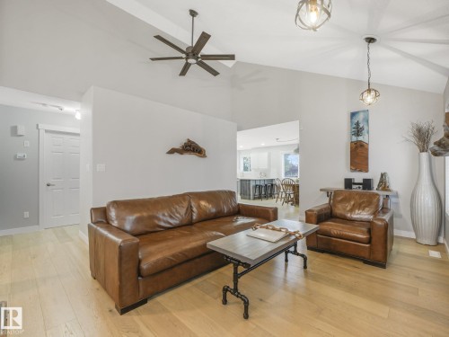 4409 58 Street, Beaumont, AB - Indoor Photo Showing Living Room