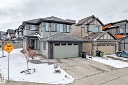 7035 CHIVERS Loop SW  Edmonton, AB T6W 3Y7