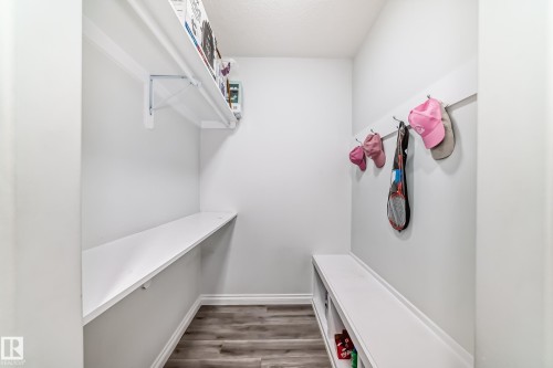 7035 Chivers Loop Sw, Edmonton, AB - Indoor With Storage