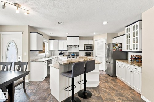 1312 116 Street Nw, Edmonton, AB - Indoor Photo Showing Kitchen