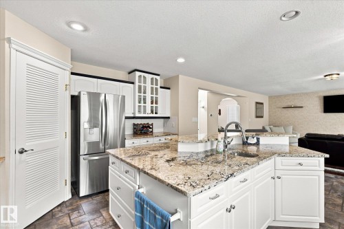 1312 116 Street Nw, Edmonton, AB - Indoor Photo Showing Kitchen With Upgraded Kitchen
