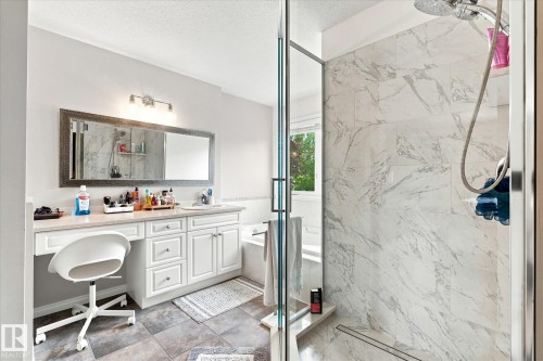 1312 116 Street Nw, Edmonton, AB - Indoor Photo Showing Bathroom