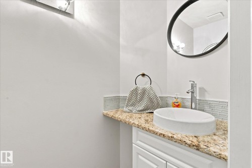 1312 116 Street Nw, Edmonton, AB - Indoor Photo Showing Bathroom