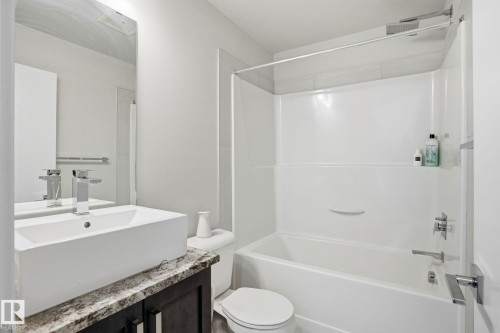#1307 10238 103 St Nw, Edmonton, AB - Indoor Photo Showing Bathroom