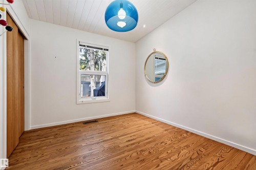 13808 Buena Vista Road Nw, Edmonton, AB - Indoor Photo Showing Other Room