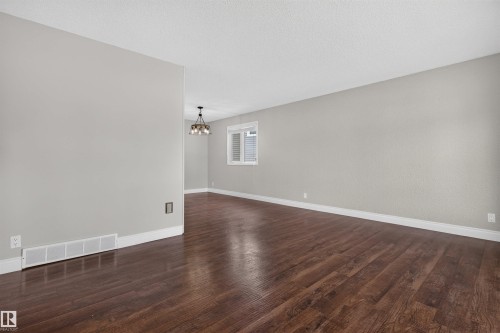 1311 85 Street Nw, Edmonton, AB 