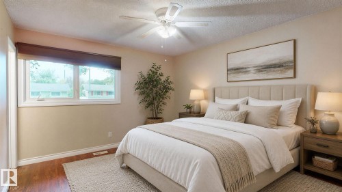 11031 152 Street Nw, Edmonton, AB - Indoor Photo Showing Bedroom